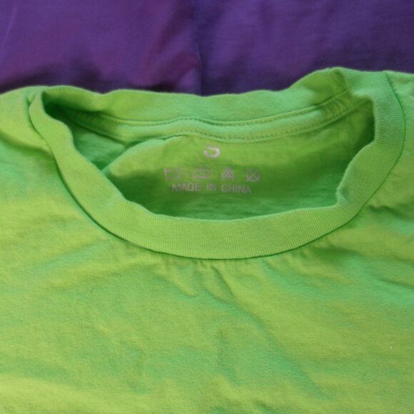 bigd0gg Pickle Apparel Co. featuring inBetweeners NFT #2340 Size S T-Shirt - Picture 10 of 13